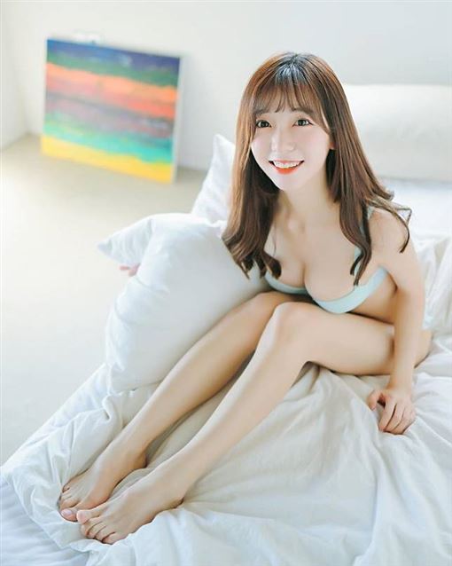韩国网红李素英女神的写真照片